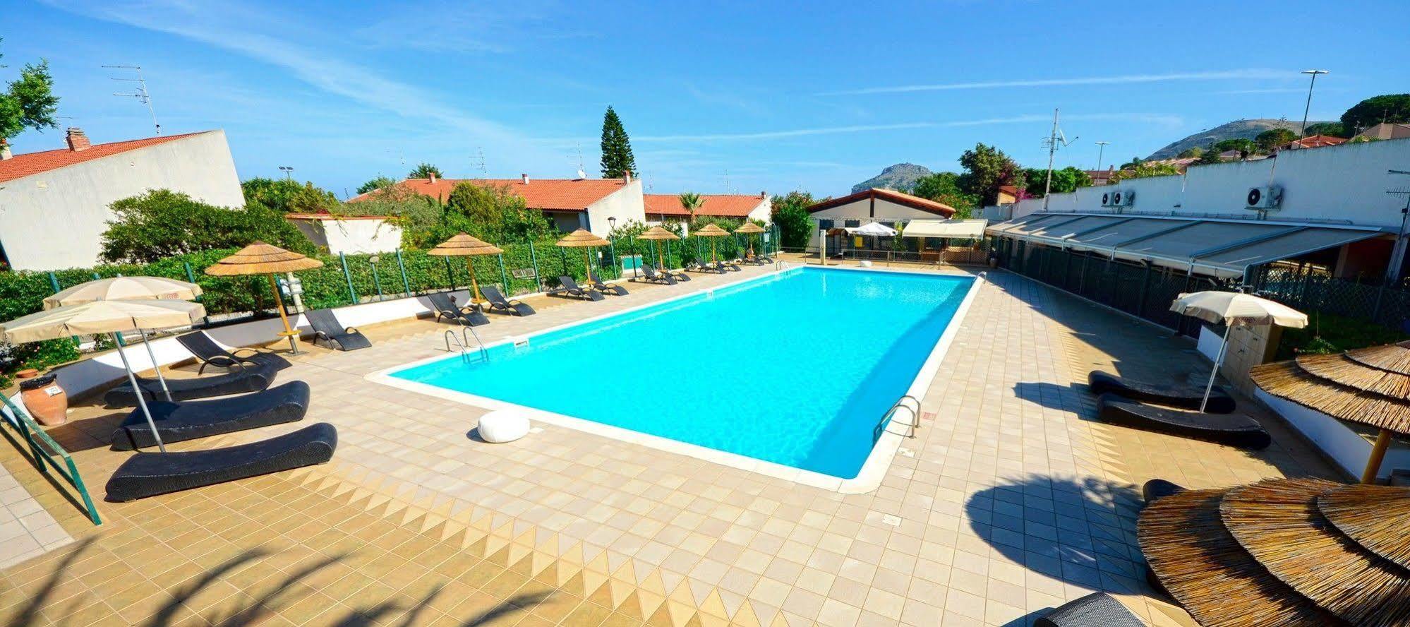 Calanica Resort Cefalu Bagian luar foto